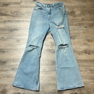 Levi's | 70s High Flare Distressed Very High Rise Jeans